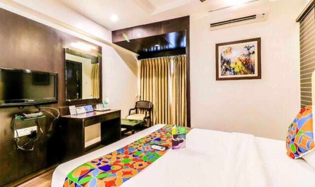 Fabhotel Blue Diamond Turambhe ภายนอก รูปภาพ